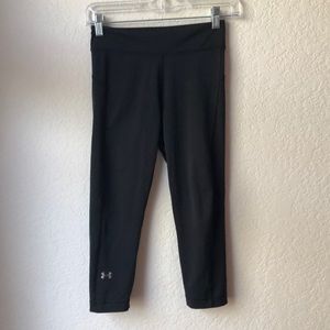 Black Under Armour Crops